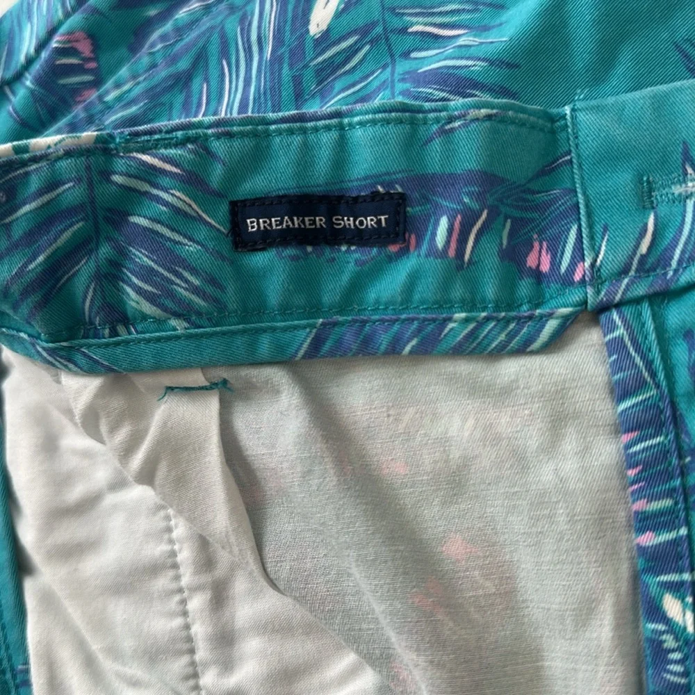 Vineyard Vines pre owned
